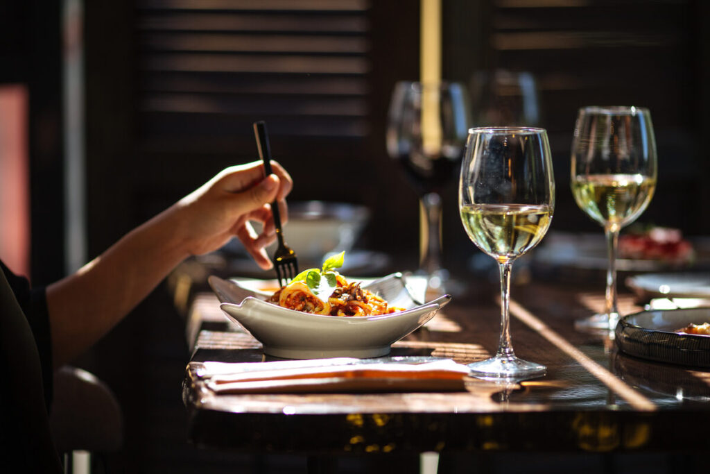The Best Dining Near Ironwood in Carmel: A Local Foodie’s Guide to Clay Terrace and Beyond